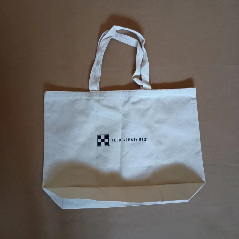 NWOT Purina fresh eggs large reusable canvas tote bag